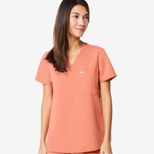 LIMITED EDITION RARE Figs Catarina scrub top CORAL